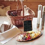 Chalet Omesberg-huett'n Lech am Arlberg