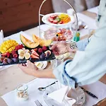 Omesberg-huett'n Chalet *