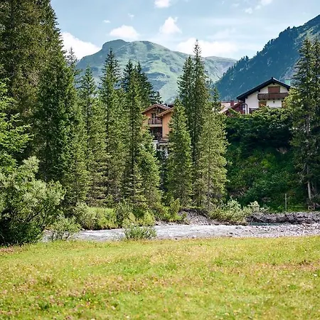 Omesberg-hütt'n Chalet