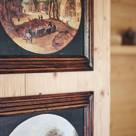 Omesberg-huett'n 샬레 레흐암 아르베르크