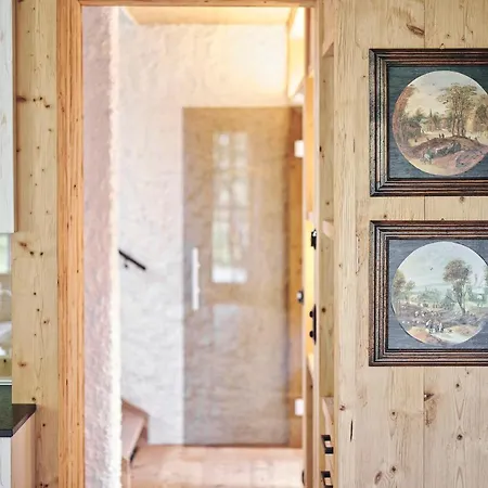 Omesberg-huett'n Chalet *