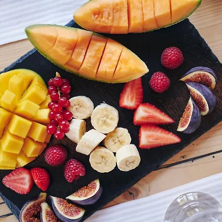 Omesberg-huett'n 샬레 레흐암 아르베르크