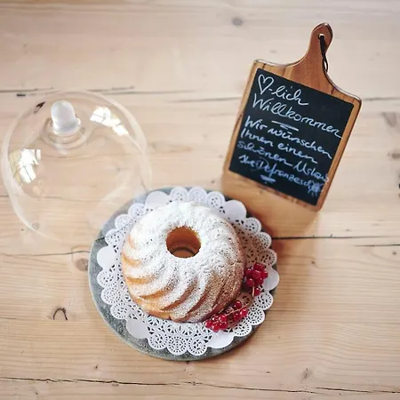 Omesberg-huett'n 레흐암 아르베르크