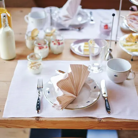 Omesberg-huett'n * Lech am Arlberg